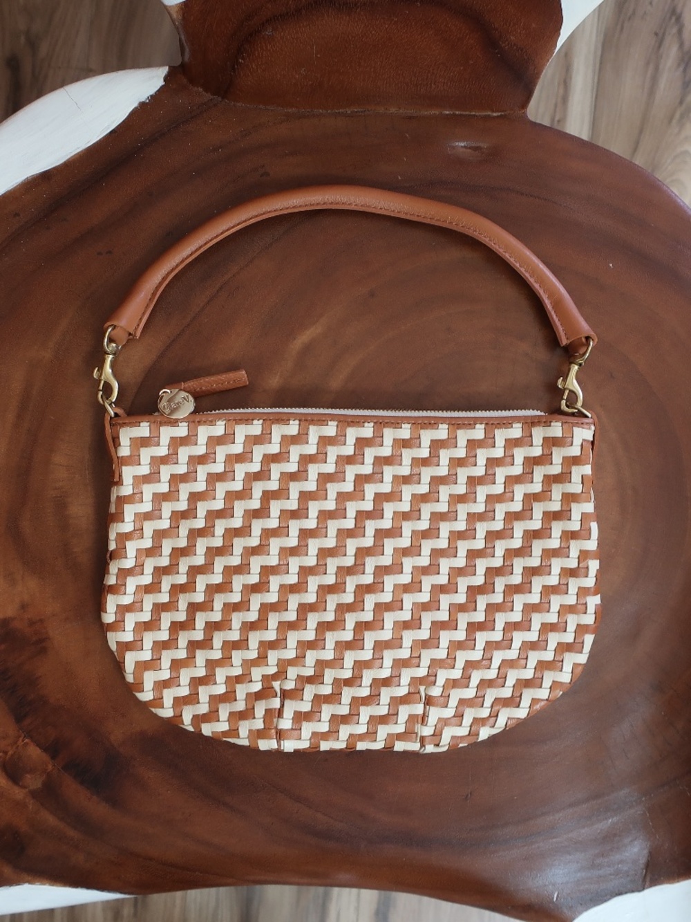 Clare V. Petit Moyen in Natural Cream Woven Zig Zag